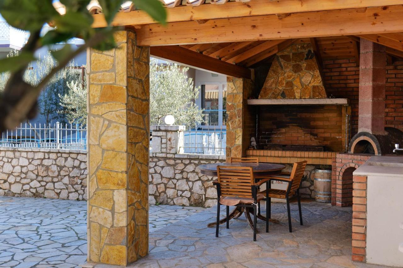Malasi Apartments Ksamil Exterior foto
